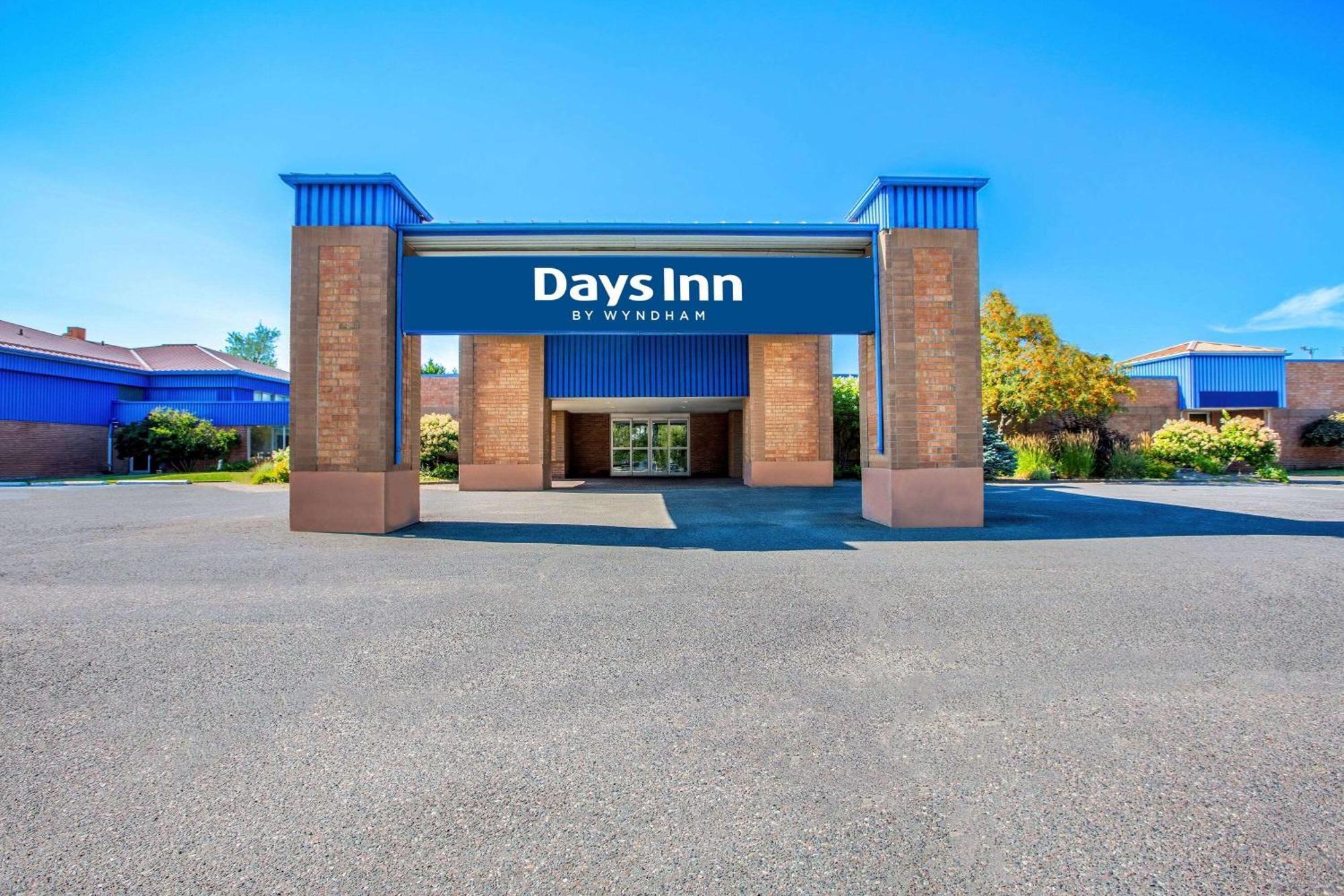 Days Inn By Wyndham Sudbury & Conference Centre Buitenkant foto